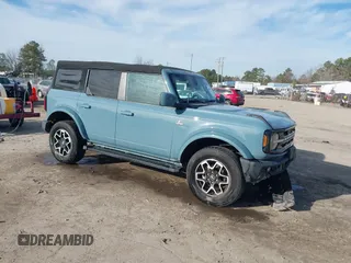 2022 Ford Bronco with VIN 1FMDE5DH0NLB77892, listed as a IAAI auction lot 41466172 with 38,709 mi miles. Bid and sale history available at carsss.com. Image 1.