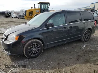 2017 Dodge Grand Caravan SXT with VIN 2C4RDGCG0HR589517, listed as a Copart auction lot 46526085 with 141,263 mi miles and Salvage Title. Bid and sale history available at DreamBid. Image 1.
