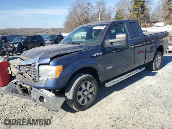 2011 Ford F-150 XL with VIN 1FTFX1CT3BFC43920, listed as a Copart auction lot 86159664 with 175,605 mi miles and Salvage Title. Bid and sale history available at carsss.com. Image 1.