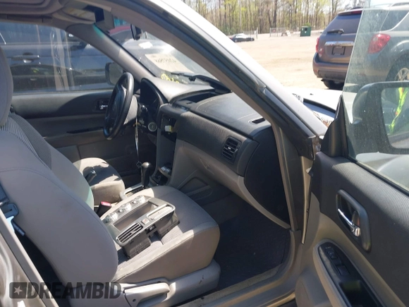 2006 Subaru Forester 2.5 X w/Premium Pkg with VIN JF1SG65656H738509, listed as a IAAI auction lot 42057568 with 279,264 mi miles. Bid and sale history available at carsss.com. Image 5.