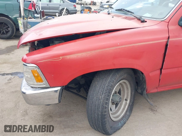 1989 Toyota Pickup DLX with VIN JT4RN93P8K0004371, listed as a IAAI auction lot 42126597 with 180,609 mi miles and . Bid and sale history available at DreamBid. Image 12.