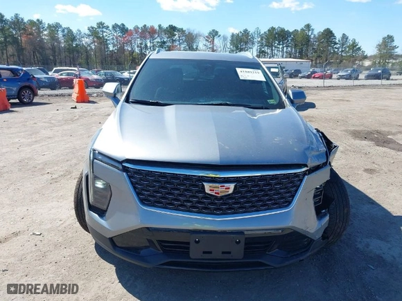 2025 Cadillac XT4 AWD Premium Luxury with VIN 1GYFZDR48SF138618, listed as a IAAI auction lot 41889219 with NaN miles. Bid and sale history available at carsss.com. Image 12.