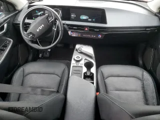 2023 Kia EV6 Wind with VIN KNDC34LA7P5604724, listed as a Copart auction lot 51192135 with 52,538 mi miles and Clean Title. Bid and sale history available at carsss.com. Image 8.