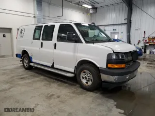 2019 GMC Savana Cargo Van with VIN 1GTW7AFGXK1363256, listed as a Copart auction lot 86720514 with 128,927 mi miles and Salvage Title. Bid and sale history available at carsss.com. Image 4.