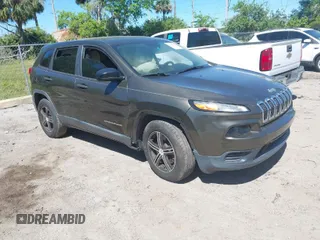 2015 Jeep Cherokee Sport z VIN 1C4PJLAB0FW517074, wystawiony jako IAAI lot #41816994 z przebiegiem Nie podano mil oraz . Historia ofert i sprzedaży dostępna na DreamBid. Obrazek 1.
