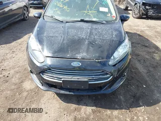 2019 Ford Fiesta SE with VIN 3FADP4EJ0KM136804, listed as a IAAI auction lot 41657106 with 999,999 mi miles. Bid and sale history available at carsss.com. Image 6.