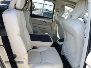 2022 Volvo XC90 Momentum with VIN YV4102PK9N1860873, listed as a Copart auction lot 75567144 with 13,675 mi miles and Salvage Title. Bid and sale history available at carsss.com. Image 12.