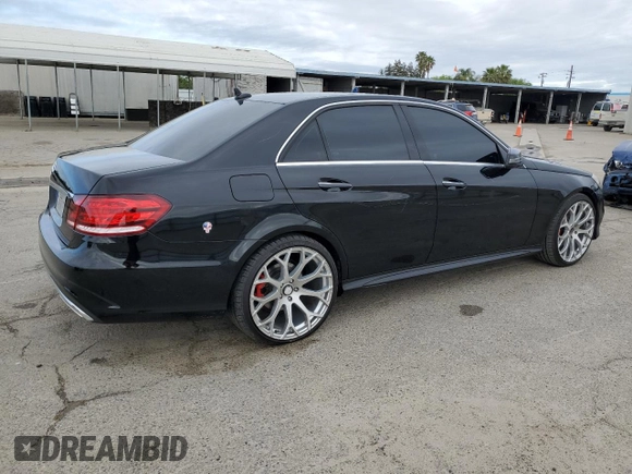 2015 Mercedes-Benz E 350 Sport with VIN WDDHF5KB5FB083344, listed as a Copart auction lot 51479885 with 159,283 mi miles and Salvage title. Bid and sale history available at DreamBid. Image 3.