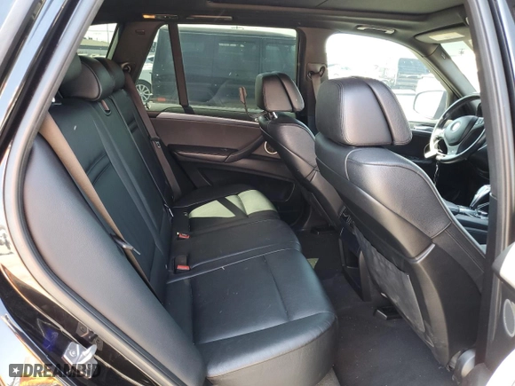 2013 BMW X5 M with VIN 5YMGY0C58DLL15879, listed as a Copart auction lot 71641344 with 101,652 mi miles and Salvage Title. Bid and sale history available at carsss.com. Image 11.