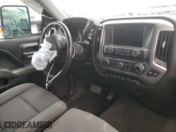 2018 Chevrolet Silverado 1500 LT with VIN 3GCUKREH0JG236515, listed as a Copart auction lot 49532862 with 118,539 mi miles and Salvage Title. Bid and sale history available at carsss.com. Image 9.