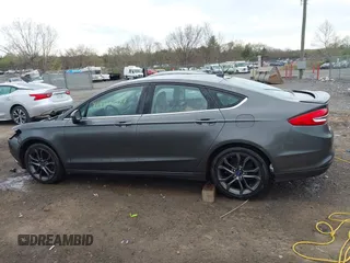2018 Ford Fusion SE with VIN 3FA6P0HD5JR255697, listed as a IAAI auction lot 41902557 with 118,110 mi miles. Bid and sale history available at carsss.com. Image 14.