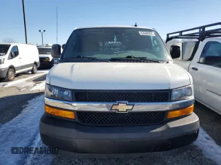 2020 Chevrolet Express Cargo Van with VIN 1GCWGAFG8L1188409, listed as a Copart auction lot 83660584 with 0 mi miles and Salvage Title. Bid and sale history available at carsss.com. Image 5.