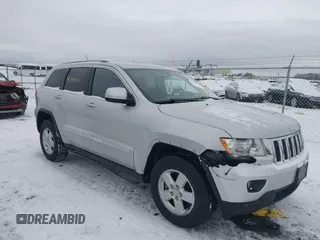 2013 Jeep Grand Cherokee Laredo с VIN 1C4RJFAG4DC542659, выставлен на аукционе IAAI как лот 41306943 с пробегом 122 276 миль миль и . История ставок и продаж доступна на DreamBid. Изображение 1.