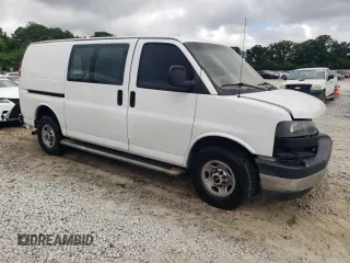 2017 GMC Savana Cargo Van with VIN 1GTW7AFF6H1914427, listed as a Copart auction lot 61450404 with 133,279 mi miles and Salvage Title. Bid and sale history available at carsss.com. Image 4.