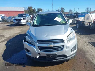 2015 Chevrolet Trax LT with VIN 3GNCJRSB8FL255740, listed as a IAAI auction lot 41561643 with 144,671 mi miles. Bid and sale history available at carsss.com. Image 12.