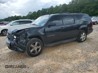 2010 Chevrolet Suburban LT with VIN 1GNUCJE08AR271805, listed as a Copart auction lot 58423995 with 334,273 mi miles and Salvage title. Bid and sale history available at DreamBid. Image 1.