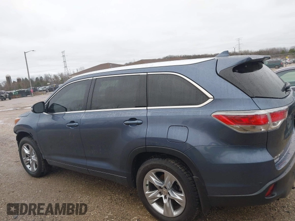 2015 Toyota Highlander Limited z VIN 5TDDKRFH6FS092511, wystawiony jako IAAI lot #42082706 z przebiegiem 137 384 mil mil oraz . Historia ofert i sprzedaży dostępna na DreamBid. Obrazek 15.