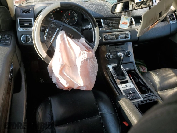 2013 Land Rover Range Rover Sport HSE z VIN SALSF2D43DA810585, wystawiony jako Copart lot #53603465 z przebiegiem 148 450 mil mil oraz Szkoda całkowita • Salvage title. Historia ofert i sprzedaży dostępna na DreamBid. Obrazek 8.