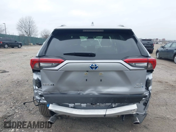 2024 Toyota RAV4 Hybrid XLE Premium with VIN JTMB6RFV0RD140022, listed as a IAAI auction lot 41779613 with 923 mi miles. Bid and sale history available at carsss.com. Image 15.