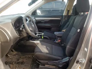 2018 Mitsubishi Outlander ES with VIN JA4AZ3A33JJ005249, listed as a Copart auction lot 60602245 with 113,122 mi miles and Salvage title. Bid and sale history available at DreamBid. Image 7.