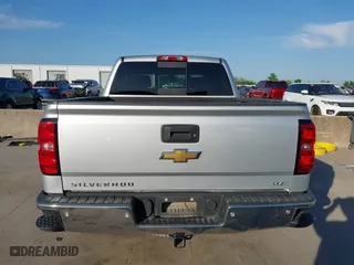 2015 Chevrolet Silverado 1500 LTZ with VIN 3GCUKSEC3FG338376, listed as a IAAI auction lot 42007176 with 145,472 mi miles. Bid and sale history available at carsss.com. Image 17.