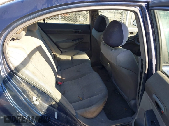 2006 Honda Civic z VIN 1HGFA15296L051321, wystawiony jako IAAI lot #41763355 z przebiegiem 279 322 mil mil oraz . Historia ofert i sprzedaży dostępna na DreamBid. Obrazek 8.