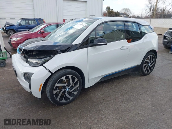 2016 BMW i3 z VIN WBY1Z2C57GV556766, wystawiony jako IAAI lot #41909815 z przebiegiem 51 291 mil mil oraz . Historia ofert i sprzedaży dostępna na DreamBid. Obrazek 18.