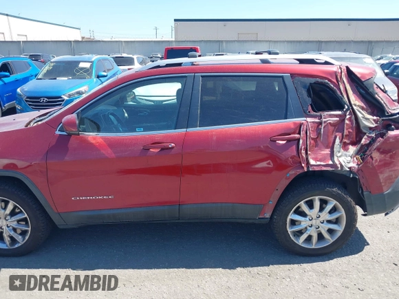 2016 Jeep Cherokee Limited z VIN 1C4PJMDS5GW226671, wystawiony jako IAAI lot #42249438 z przebiegiem 163 204 mil mil oraz . Historia ofert i sprzedaży dostępna na DreamBid. Obrazek 14.