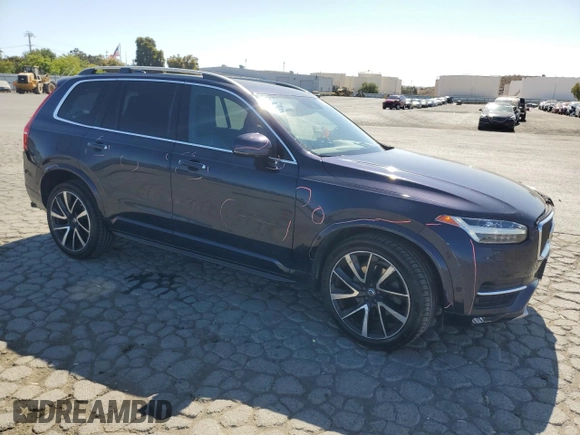 2019 Volvo XC90 Momentum with VIN YV4A22PK7K1425842, listed as a Copart auction lot 62583485 with 74,465 mi miles and Salvage title. Bid and sale history available at DreamBid. Image 4.