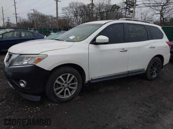 2016 Nissan Pathfinder Platinum with VIN 5N1AR2MM0GC618975, listed as a IAAI auction lot 41961002 with Not Provided miles. Bid and sale history available at carsss.com. Image 17.