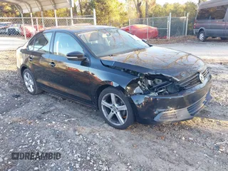 2012 Volkswagen Jetta SE with VIN 3VWBP7AJ3CM338852, listed as a IAAI auction lot 41011223 with 307,098 mi miles and . Bid and sale history available at DreamBid. Image 1.