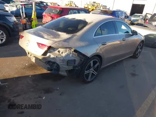 2020 Mercedes-Benz CLA 250 z VIN WDD5J4HB1LN036082, wystawiony jako IAAI lot #41528585 z przebiegiem 44 600 mil mil oraz . Historia ofert i sprzedaży dostępna na DreamBid. Obrazek 4.