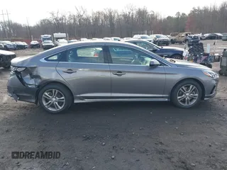 2019 Hyundai Sonata Sport with VIN 5NPE34AF3KH820828, listed as a IAAI auction lot 41015372 with 32,782 mi miles and . Bid and sale history available at DreamBid. Image 13.