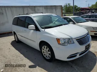 2015 Chrysler Town & Country Touring with VIN 2C4RC1BGXFR645428, listed as a Copart auction lot 50563134 with 113,417 mi miles and Clean Title. Bid and sale history available at carsss.com. Image 4.