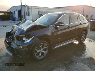 2018 BMW X1 xDrive28i with VIN WBXHT3C30J5K23793, listed as a Copart auction lot 42944555 with 72,250 mi miles and Salvage Title. Bid and sale history available at carsss.com. Image 1.