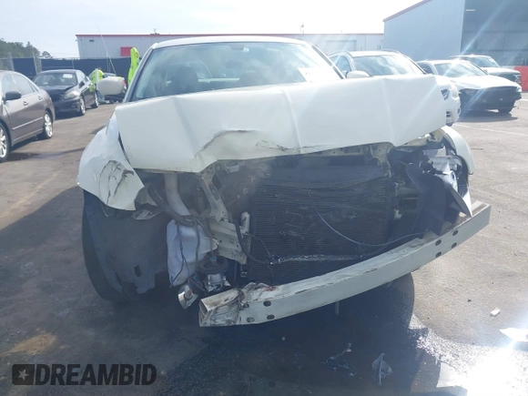 2008 Chrysler 300 Limited with VIN 2C3KA33G98H172006, listed as a IAAI auction lot 41445953 with 183,451 mi miles and . Bid and sale history available at DreamBid. Image 6.