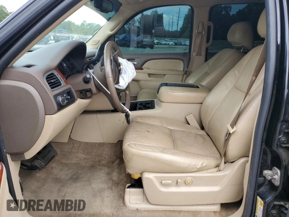 2011 GMC Yukon XL SLT with VIN 1GKS1KE09BR232187, listed as a Copart auction lot 69174634 with Not Provided miles and Salvage Title. Bid and sale history available at carsss.com. Image 7.