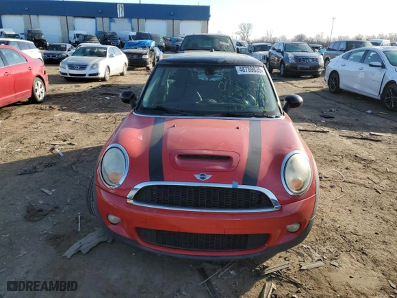 2008 MINI Cooper Hardtop S with VIN WMWMF735X8TV38809, listed as a Copart auction lot 48789835 with NaN miles and Clean Title. Bid and sale history available at carsss.com. Image 5.