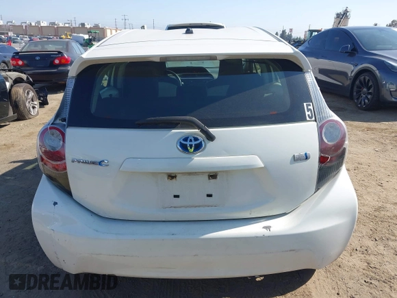 2014 Toyota Prius One with VIN JTDKDTB35E1082542, listed as a IAAI auction lot 42159682 with 166,231 mi miles and . Bid and sale history available at DreamBid. Image 16.