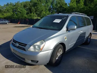 2006 Kia Sedona LX with VIN KNDMB233466038303, listed as a IAAI auction lot 42237102 with 279,805 mi miles and . Bid and sale history available at DreamBid. Image 2.