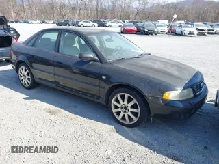 2001 Audi A4 with VIN WAUDC68DX1A140925, listed as a IAAI auction lot 41723866 with 195,619 mi miles. Bid and sale history available at carsss.com. Image 1.