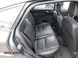 2015 Ford Focus SE with VIN 1FADP3K26FL269811, listed as a IAAI auction lot 42148333 with 157,192 mi miles. Bid and sale history available at carsss.com. Image 8.
