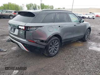 2019 Land Rover Range Rover Velar R-Dynamic SE z VIN SALYL2EX1KA227926, wystawiony jako IAAI lot #42353130 z przebiegiem 39 890 mil mil oraz . Historia ofert i sprzedaży dostępna na DreamBid. Obrazek 4.