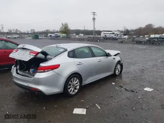 2017 Kia Optima EX with VIN 5XXGU4L37HG129248, listed as a IAAI auction lot 40833561 with 120,671 mi miles. Bid and sale history available at carsss.com. Image 4.