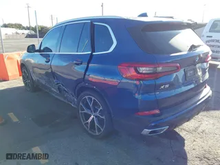 2020 BMW X5 sDrive40i with VIN 5UXCR4C0XLLT18814, listed as a IAAI auction lot 41828718 with 53,042 mi miles. Bid and sale history available at carsss.com. Image 3.
