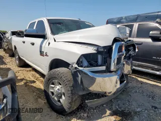 2018 Ram 2500 Tradesman with VIN 3C6UR5HL5JG399270, listed as a Copart auction lot 52376785 with 128,713 mi miles and Clean Title. Bid and sale history available at carsss.com. Image 1.