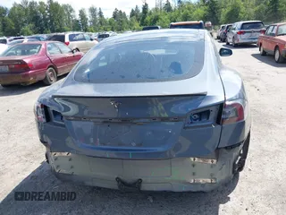2013 Tesla Model S Performance with VIN 5YJSA1DP8DFP28644, listed as a IAAI auction lot 42641375 with 140,941 mi miles and . Bid and sale history available at DreamBid. Image 16.