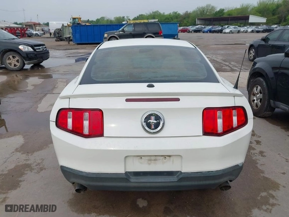 2012 Ford Mustang V6 Premium with VIN 1ZVBP8AM7C5237562, listed as a IAAI auction lot 41842246 with 178,867 mi miles. Bid and sale history available at carsss.com. Image 16.