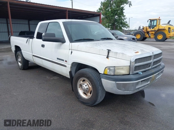 2000 Dodge 2500 z VIN 3B7KC23Z3YG106911, wystawiony jako IAAI lot #42250441 z przebiegiem 162 349 mil mil oraz . Historia ofert i sprzedaży dostępna na DreamBid. Obrazek 1.
