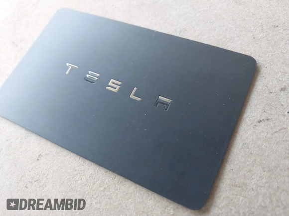 2018 Tesla Model 3 Long Range Battery z VIN 5YJ3E1EB6JF105837, wystawiony jako IAAI lot #41763460 z przebiegiem 100 387 mil mil oraz . Historia ofert i sprzedaży dostępna na DreamBid. Obrazek 11.